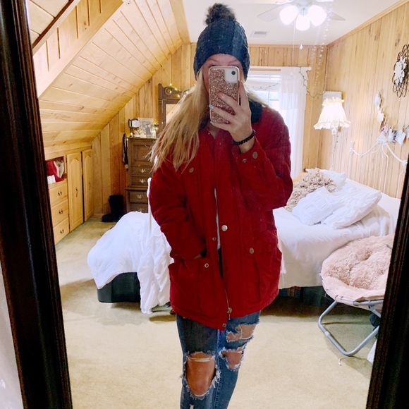 Red coat🧥 - Picture 1 of 5